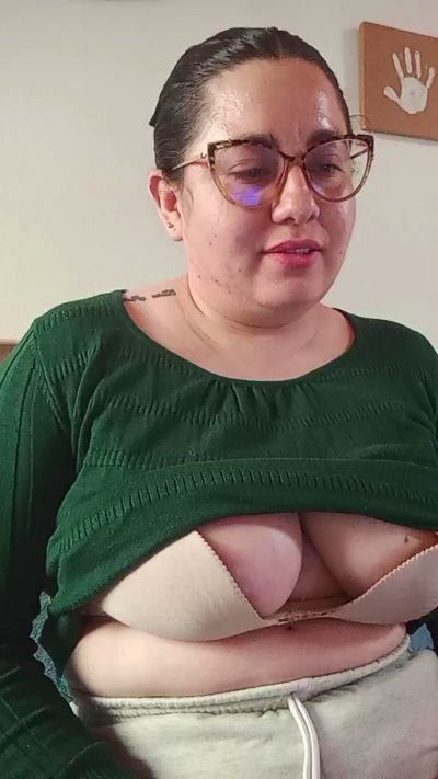 ALICELEBEL_1995 from Colombia
