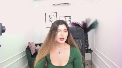 AnneTLi from Serbia