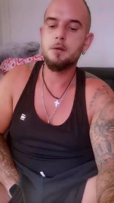 Dani4490 from Germany