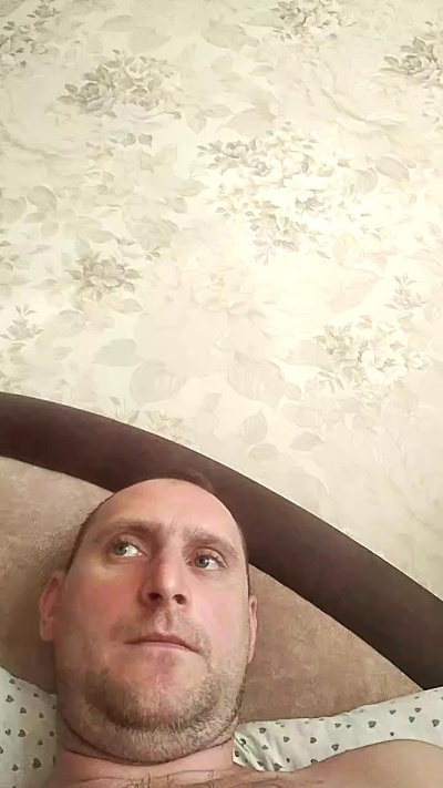 Ivanov1985 from Ukraine