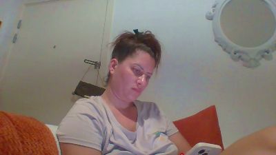 Lauracamc from France