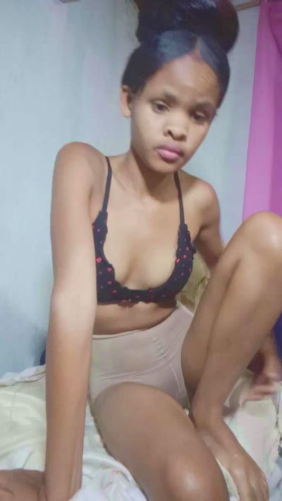 Maicah23 from Madagascar