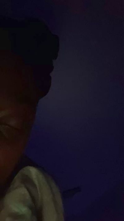 Prettyfeets28 from United States