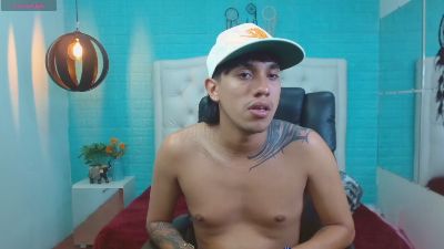 adamcoox from Colombia