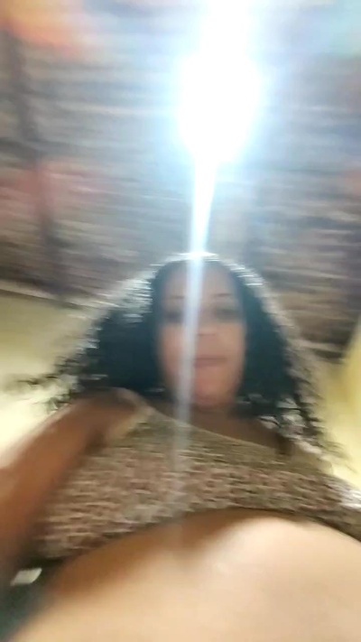 laryynife1 from Brazil