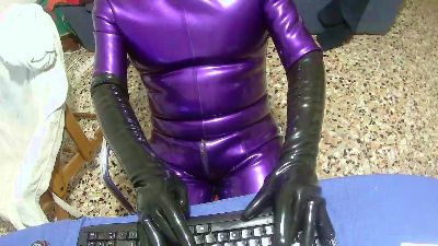 latexslut1 from Italy