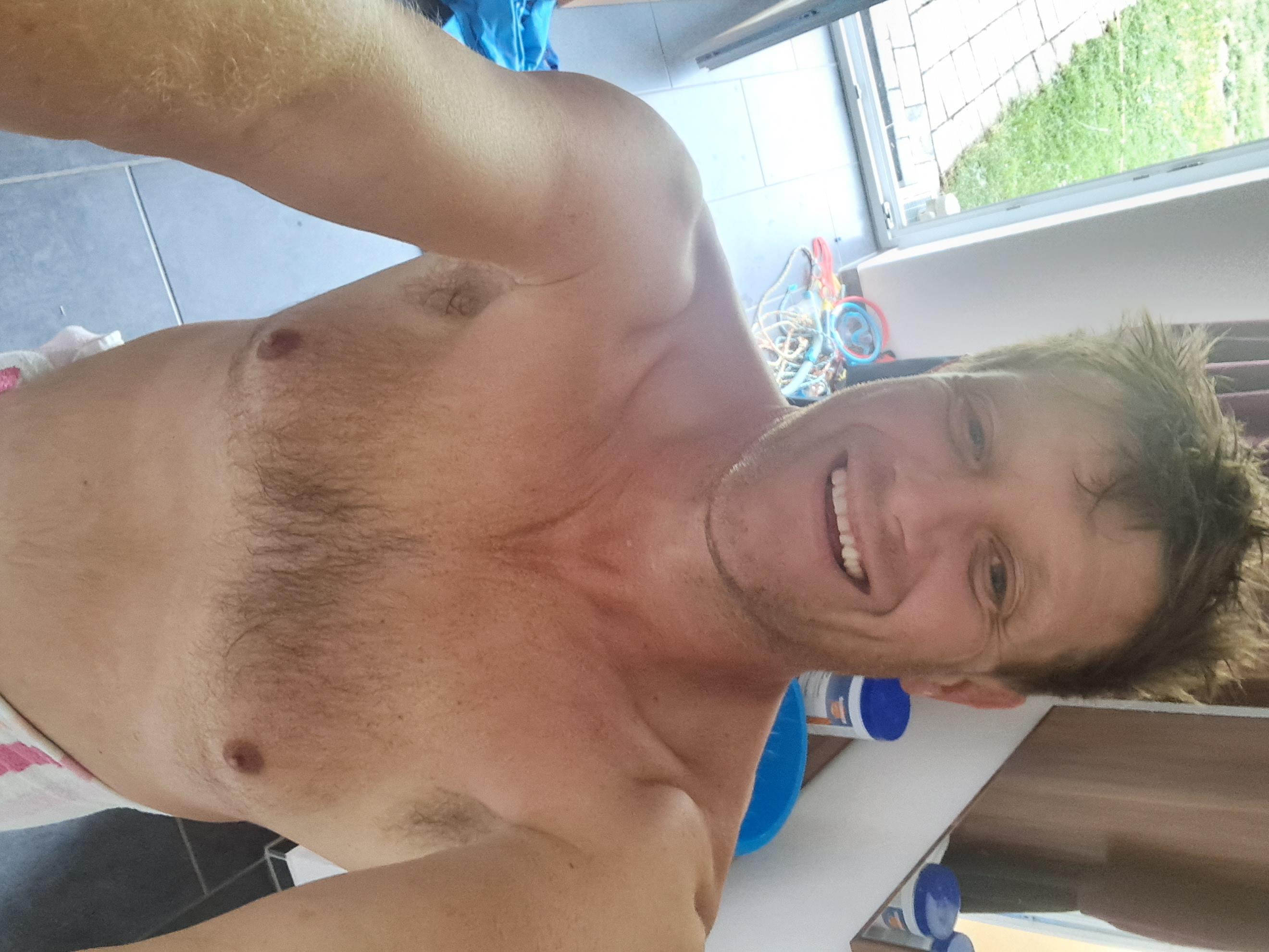 pinguw77 from Germany