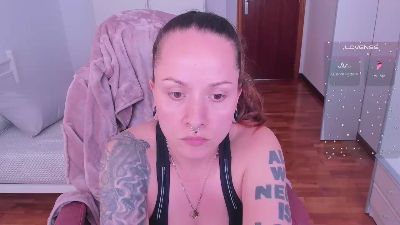 scarletsam from Colombia