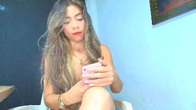 verapink from Colombia